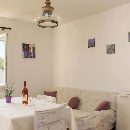 White&green In Appartement *