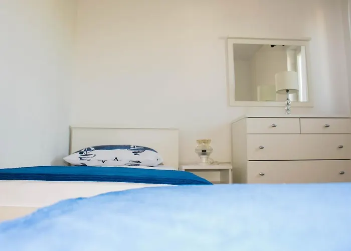 White & In Appartamento *