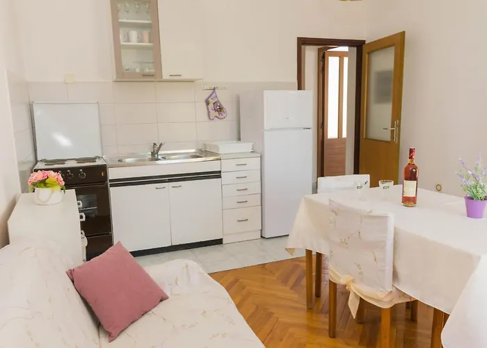 White & In Appartamento Malinska