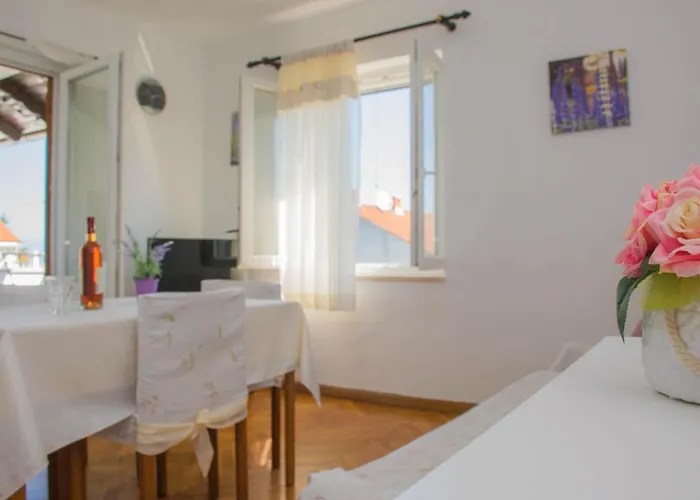 White & In Appartamento