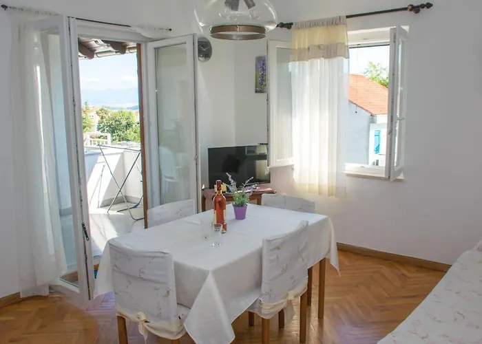 Appartamento White & In Malinska